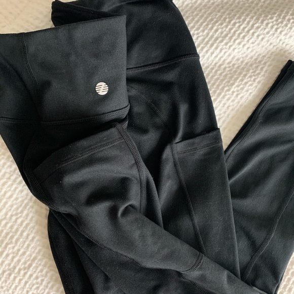 Leggings - Picture 2 of 3